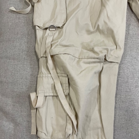 Forever 21 Oversized Cargo Pants - Picture 2 of 4